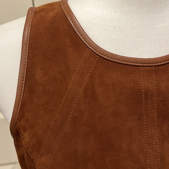 White House Black Market suede sleeveless top - Picture 4 of 6